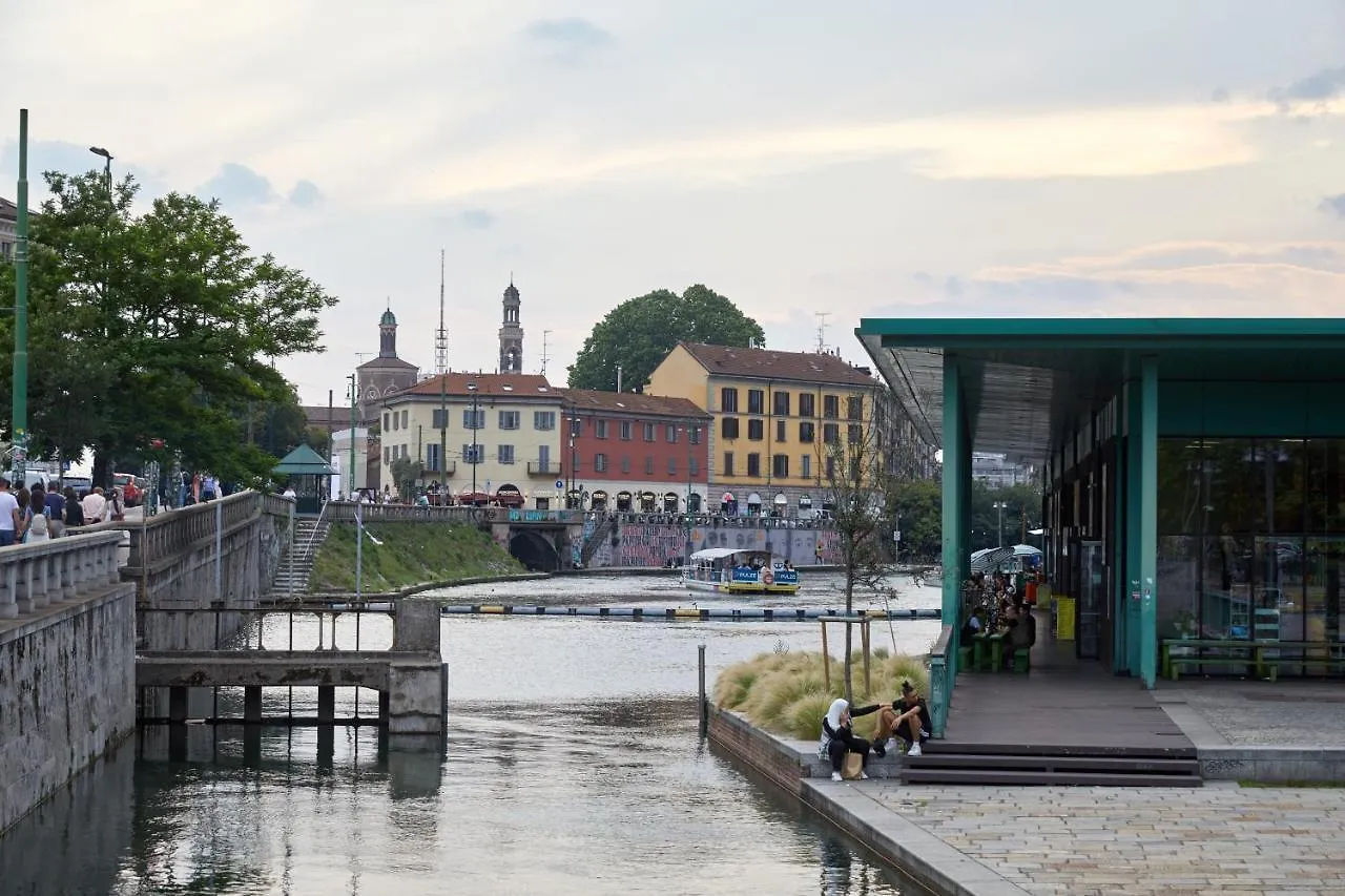 Incantevole Appartamento In Darsena Milán Apartamento