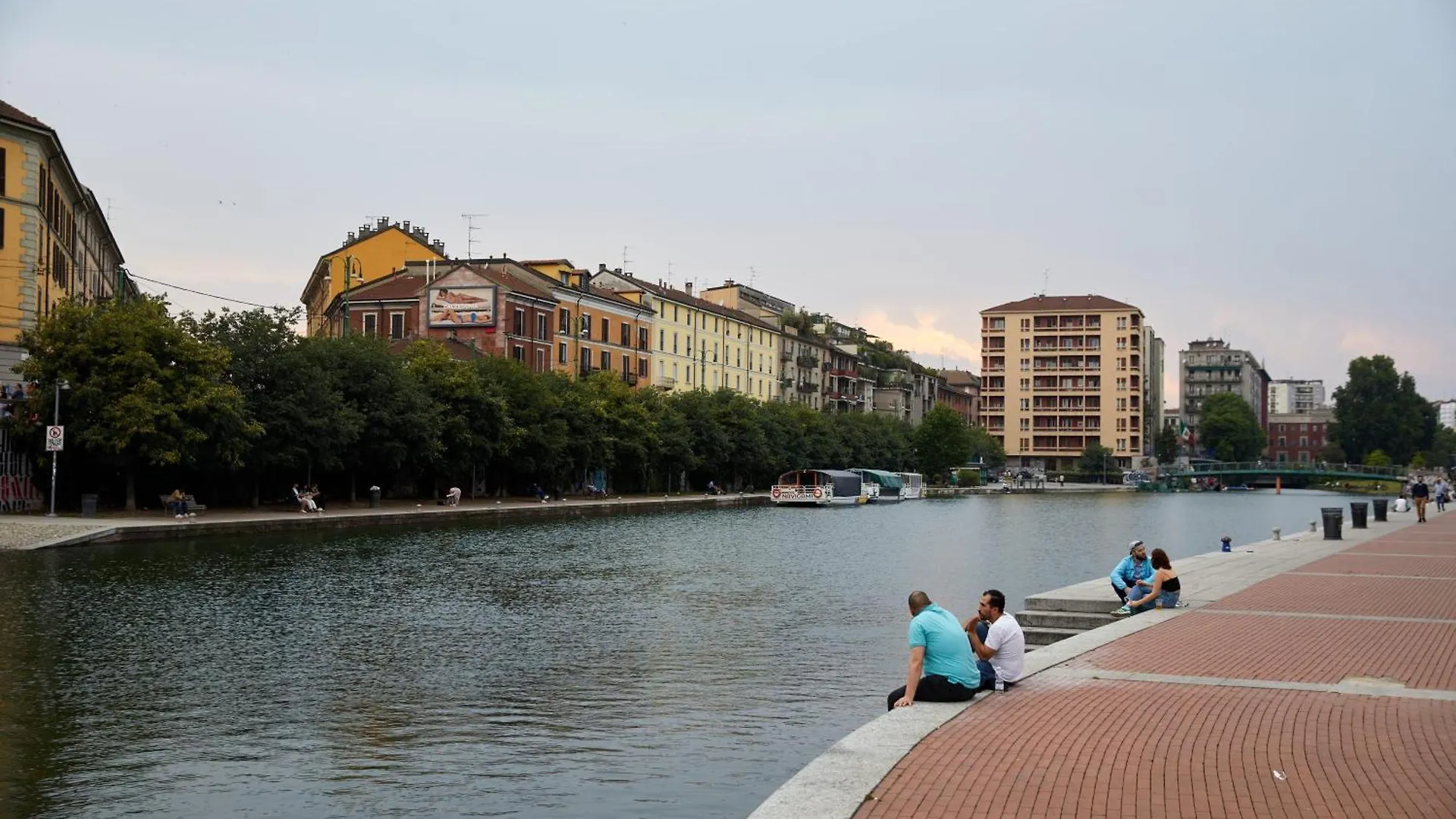 Incantevole Appartamento In Darsena Milán Italia